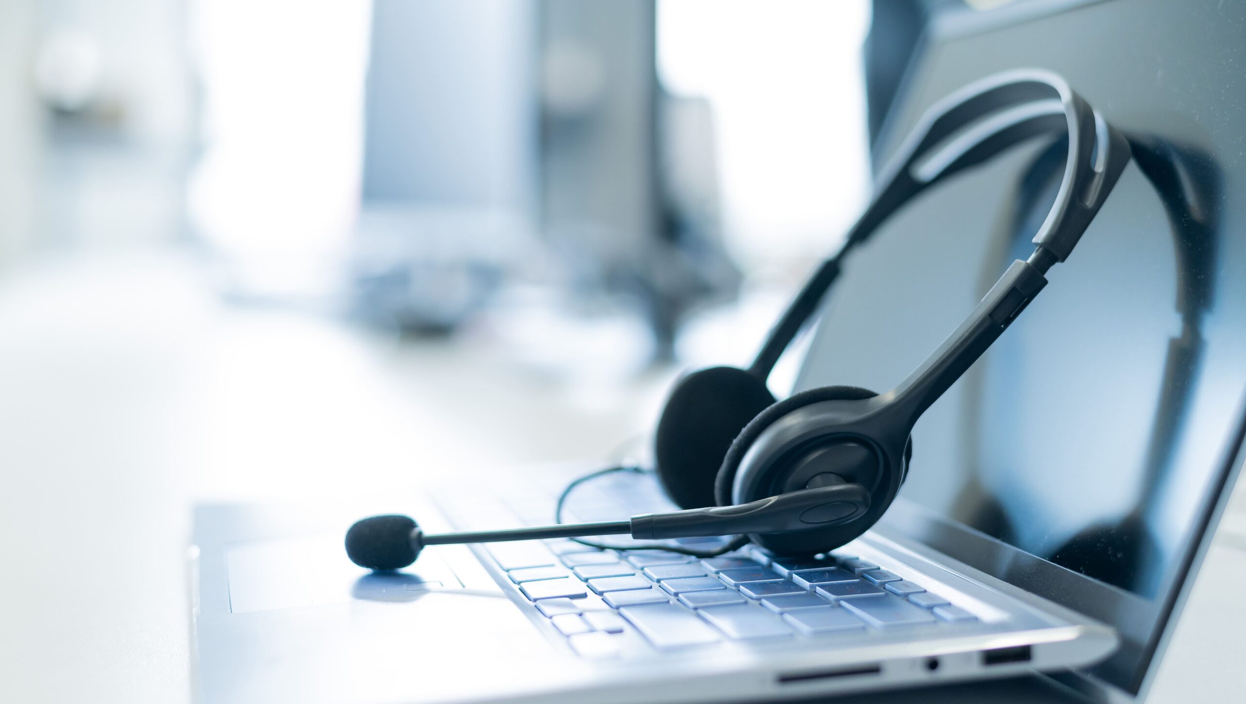 Centralita virtual para gestionar llamadas de empresa desde múltiples dispositivos